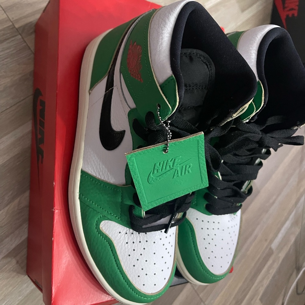 Lucky Green 1s